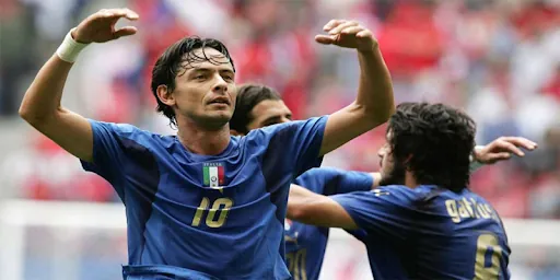 Tìm hiểu về cách chơi không hoa mĩ nhưng hiệu quả của siêu tiền đạo