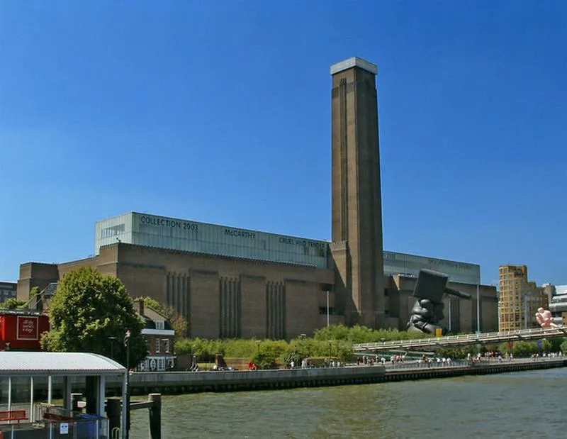 Tate Modern là trung tâm nghệ thuật đương đại nổi bật