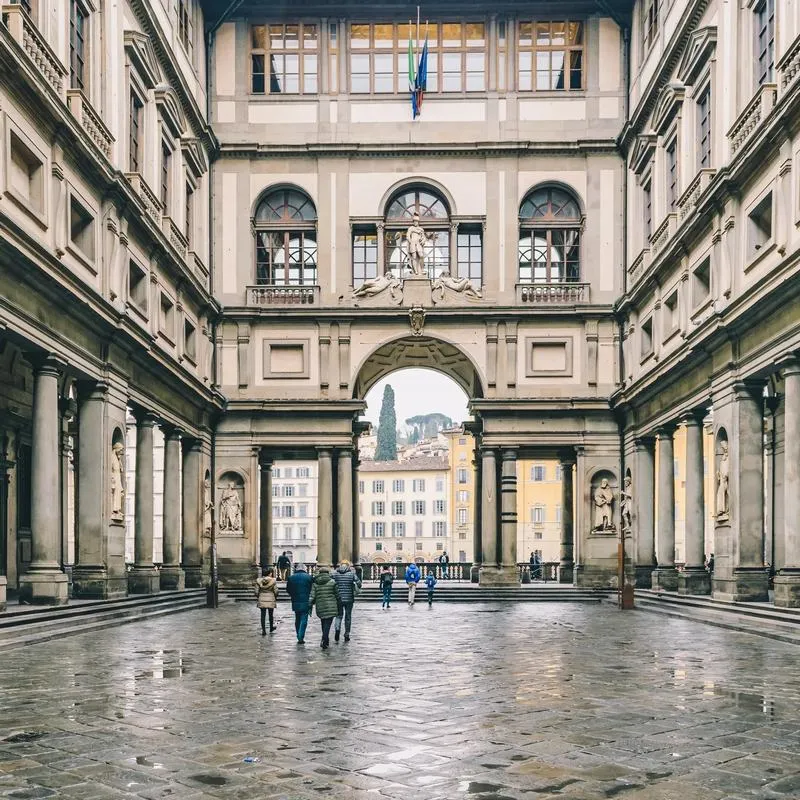 Uffizi là gallery công lập nổi tiếng với bộ sưu tập hội họa Phục Hưng Ý