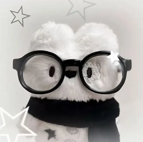 Ảnh đại diện gấu bông đeo kính nhỏ thôi nhưng tạo thiện cảm rất lâu