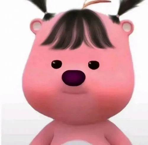 Ảnh hiển thị Loopy khuôn mặt thẫn thờ gây cười.