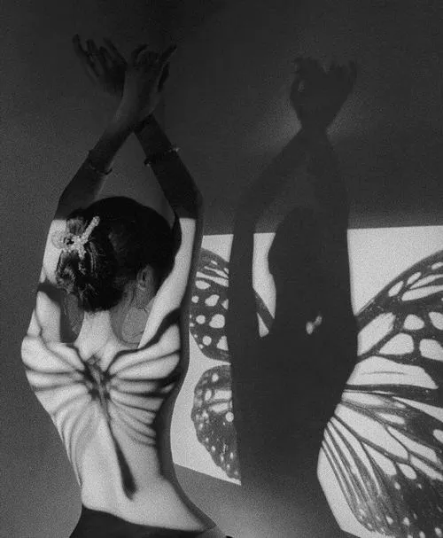 BST 40 Ảnh Khỏa Thân Nghệ Thuật đẹp tinh tế với ranh giới giữa kín và hở