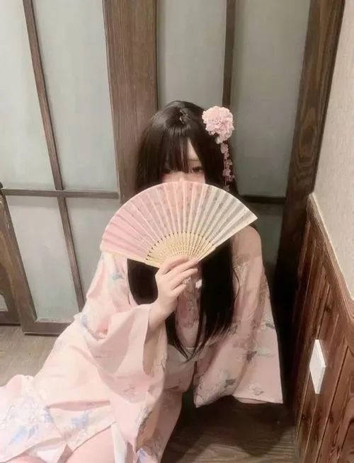 Ánh sáng thấp tăng bí ẩn và chill