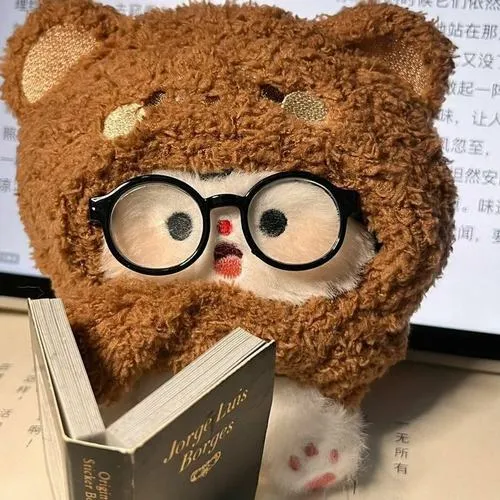 Ảnh trang cá nhân gấu chibi vui vẻ mắt to nét vẽ tay