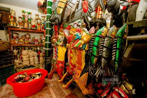 Múa rối nước nhìn từ ống kính, mộc mạc mà đầy cảm xúc