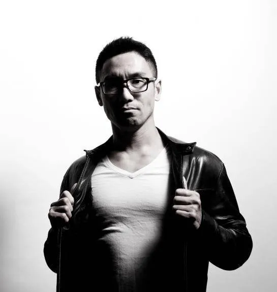 Tiểu sử Raymond Yiu: Nhà soạn nhạc, nghệ sĩ piano jazz, nhạc trưởng và cây bút âm nhạc