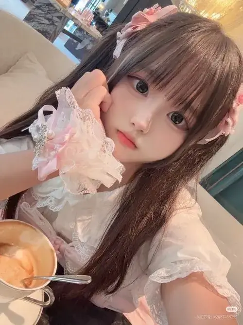 Mỹ nhân Á Đông trong chân dung gái đẹp mang khí chất riêng