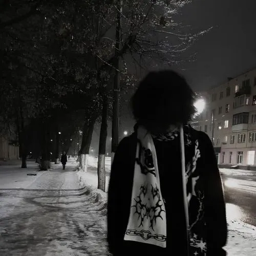 Avatar dễ thương nam buồn trong góc nghiêng lạnh lẽo