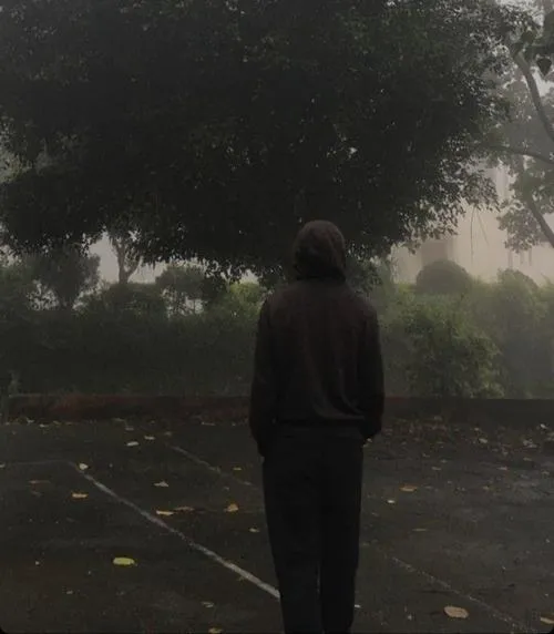 Ảnh đại diện nam buồn dành cho người sống hướng nội