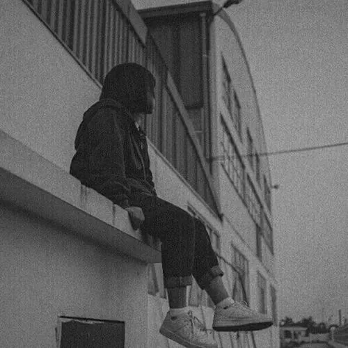 Top 70+ Ảnh Avatar Buồn Nữ giúp nàng thể hiện cảm xúc lặng lẽ không cần nói ra