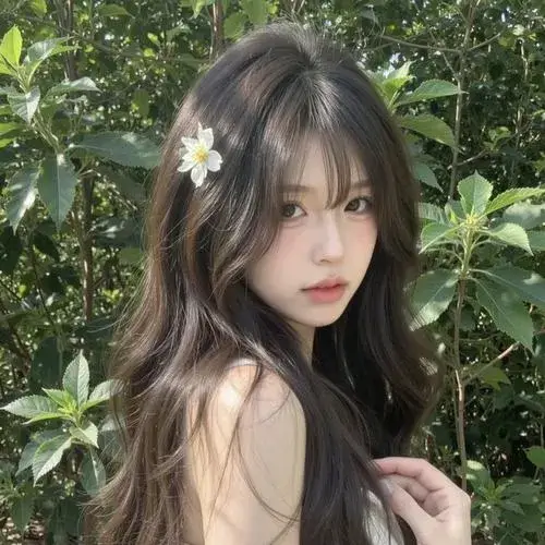 Chân dung phụ nữ gợi trầm lắng qua ánh mắt sâu sắc