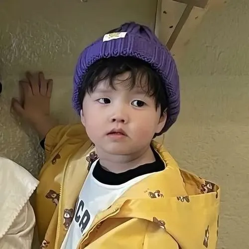 Ảnh avatar Facebook avatar đôi em bé phong cách Ulzzang