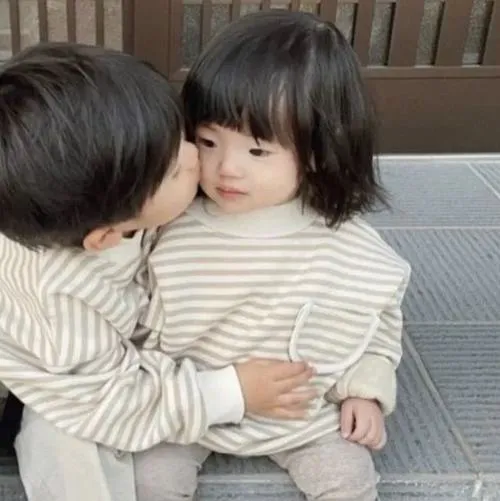 Ảnh trang cá nhân avatar chibi phong cách nhẹ nhàng