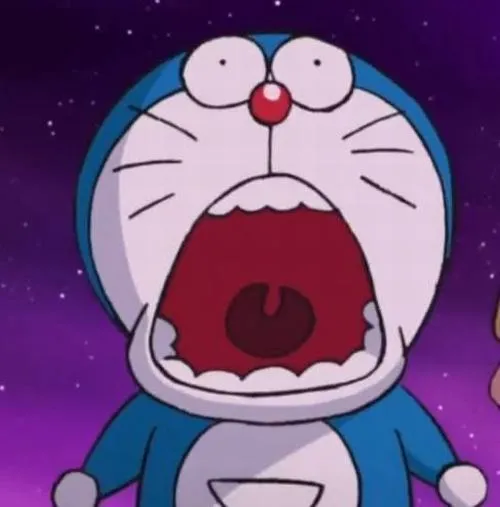 Doraemon mặt đơ nổi bật nhờ cắt cúp sát mặt
