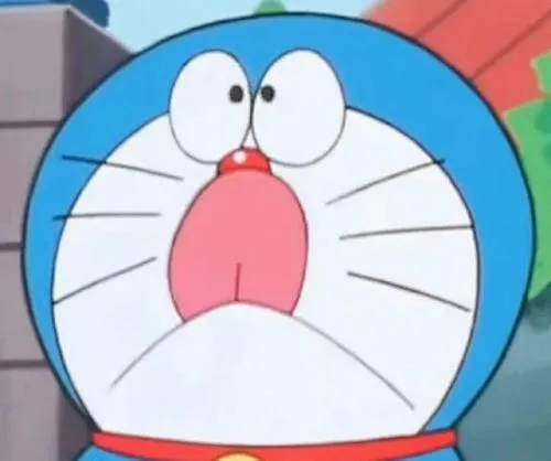 Doraemon bất cần nhìn trống rỗng tạo tấu hài