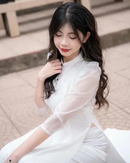 Avatar gái xinh k8 chụp ánh sáng tự nhiên nhìn rất dễ thương