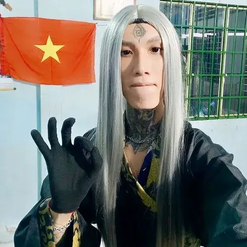 Ảnh trang cá nhân mèo trợn mắt cà khịa