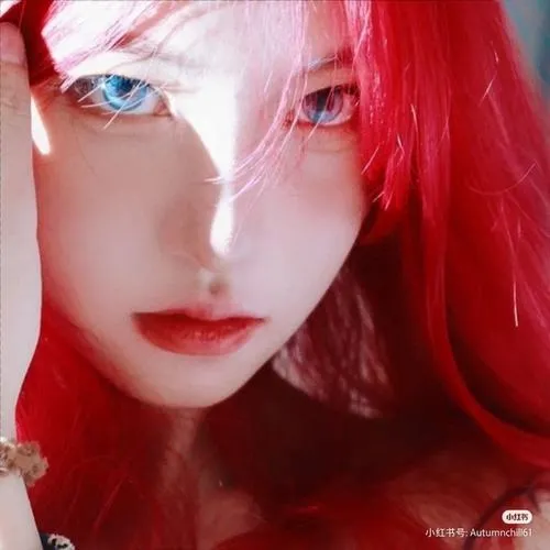 Sắc thái đỏ rượu vang gợi đam mê và cảm xúc thị giác