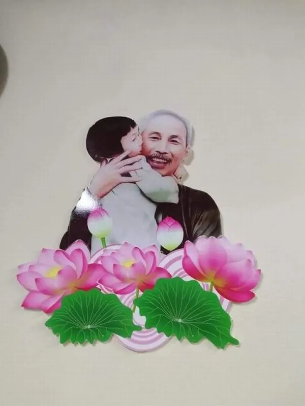 Hình Bảo tàng Hồ Chí Minh trong không gian triển lãm đầy thiêng liêng