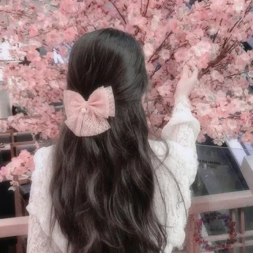 Giao diện tròn nhận diện nhanh qua ánh mắt và biểu cảm tinh tế