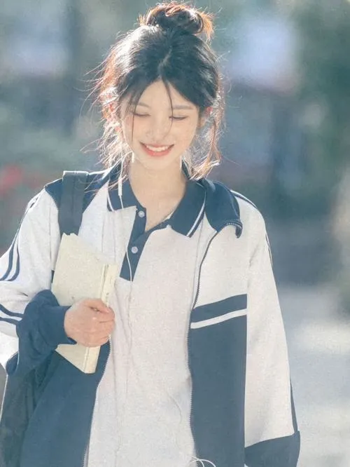 Vẻ đẹp mơ màng của ảnh gái xinh trong không gian đầy chất thơ