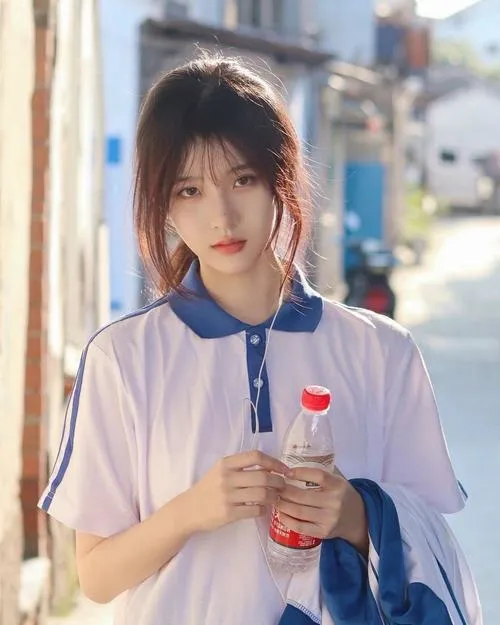 Makeup hỗ trợ visual làm ánh mắt thêm dịu mắt