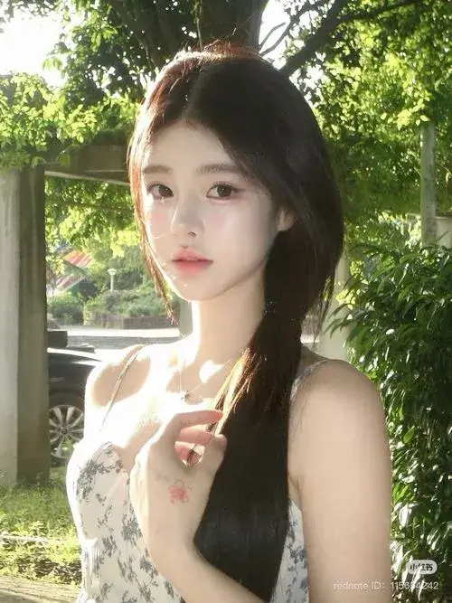 Ảnh chân dung nghệ thuật nhấn thần thái tạo chiều sâu rõ nét