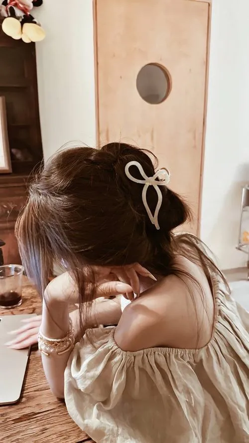 Độ tương phản thấp giúp vẻ đẹp thêm tinh tế