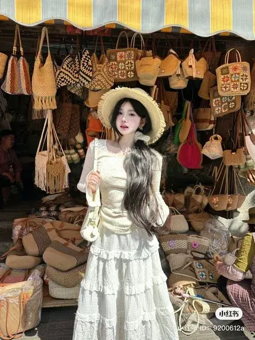 Chân dung nữ đậm nghệ thuật với cảm xúc mơ màng