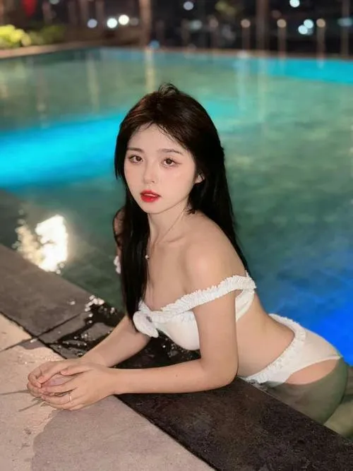 Gợi cảm lan tỏa qua video gồm hình ảnh và nhạc hài hòa