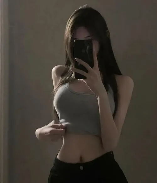 Gái tập gym xinh mang vẻ đẹp thể thao rất riêng rất cuốn