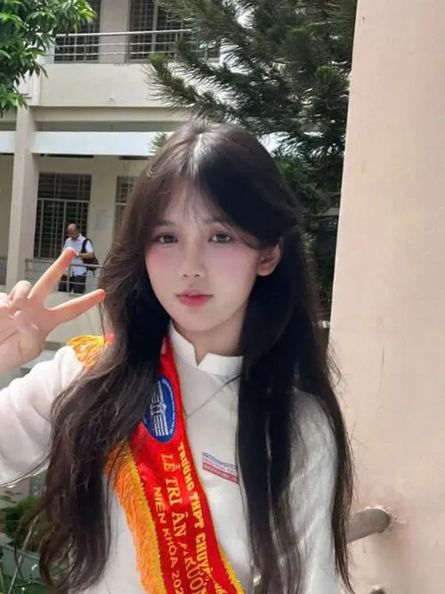 Khoảnh khắc gái xinh 2008 gắn liền ký ức học đường