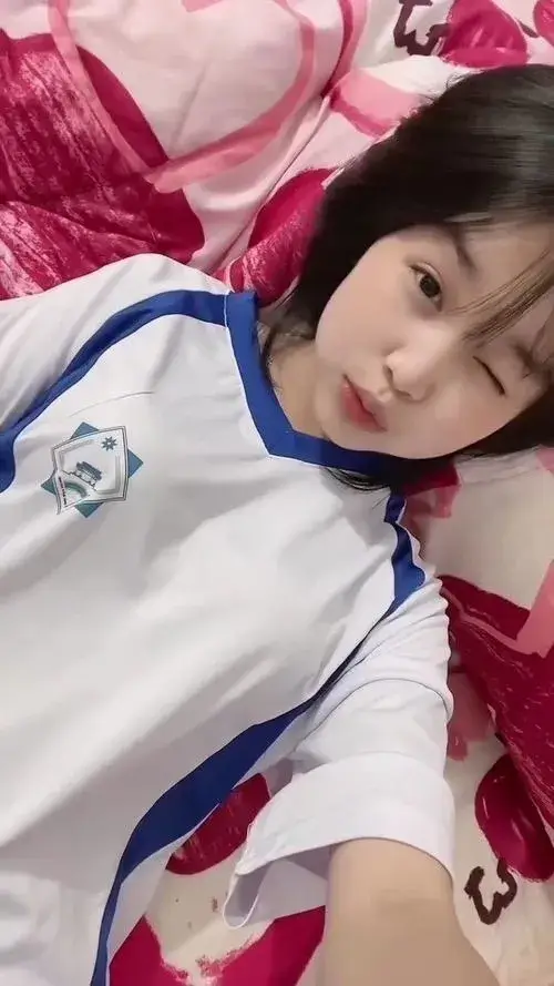 Thanh xuân hiện rõ qua vẻ đẹp tự nhiên của 2k5