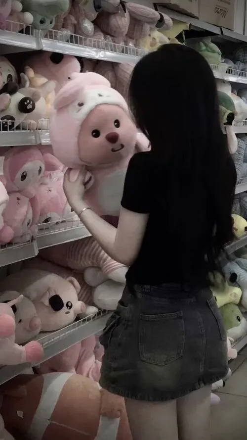 Vẻ đẹp kín đáo của ảnh gái xinh che mặt trong không gian tĩnh lặng