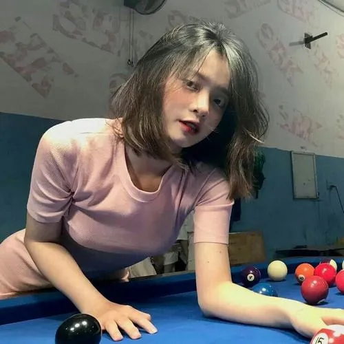 Nét mỹ nhân bida hòa cùng bida 9 bi đẹp