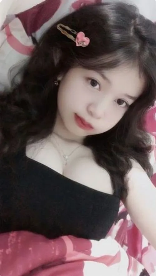 Khi nét dễ thương được thể hiện trọn vẹn qua biểu cảm chu mỏ