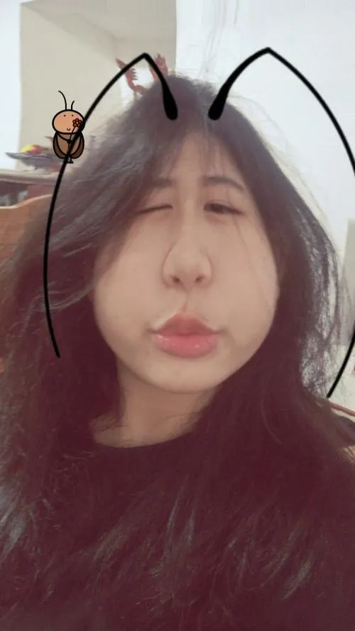 Vẻ đáng yêu của ảnh gái xinh chu mỏ đến từ sự không cầu kỳ