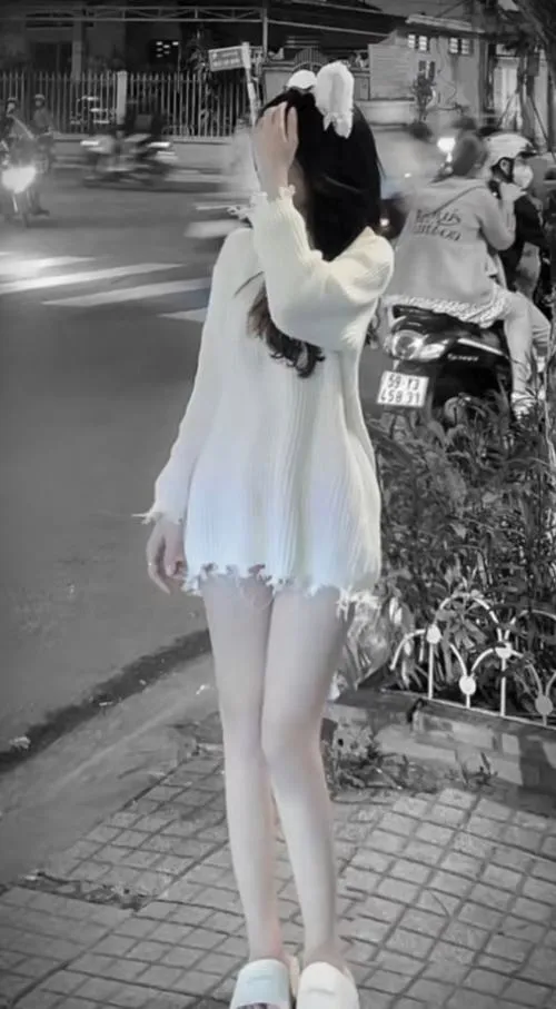 Không gian nền trời biển cát cho gái xinh chụp dáng