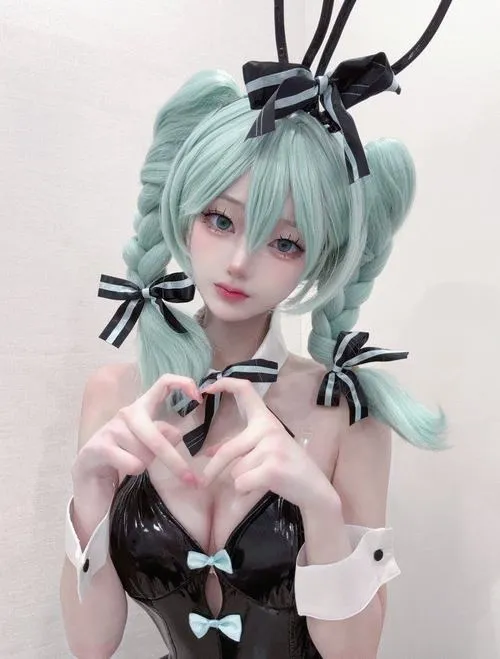 Naruto truyền cảm hứng cho gái xinh cosplay nghệ thuật