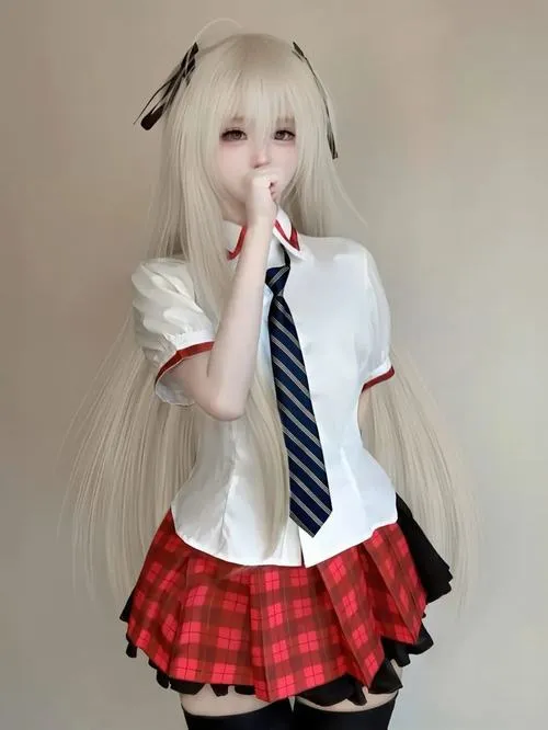 Gái xinh thử nghiệm concept cosplay sexy không phô trương