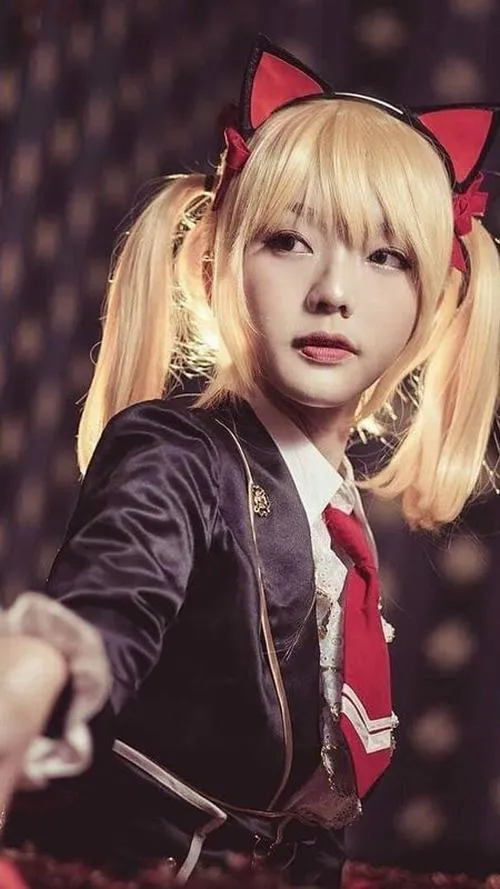 Gái xinh cosplay Free Fire tái hiện trọn vẹn chất sinh tồn trong game