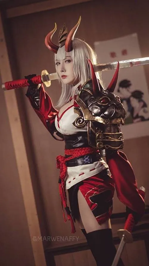 Ảnh cosplay Free Fire khắc họa nhân vật nữ Free Fire với visual mạnh mẽ