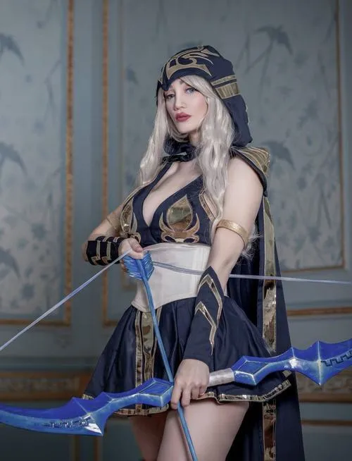 Ảnh cosplay Athanor kết nối visual game và đời thực fantasy