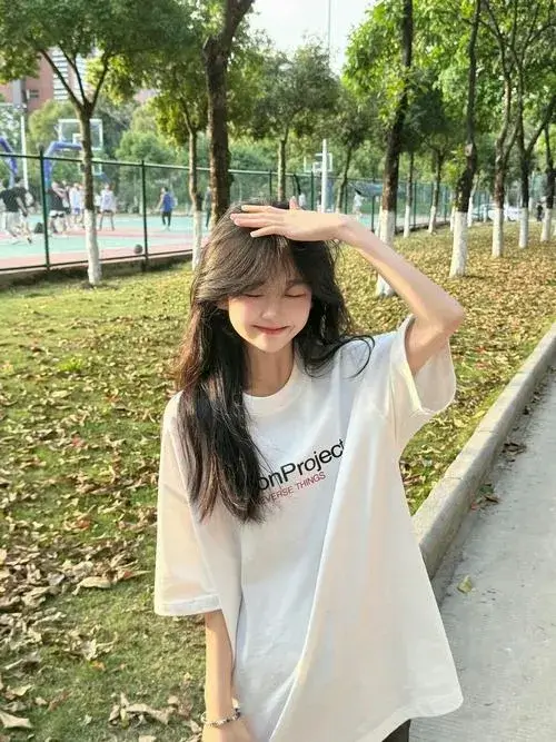 Ánh mắt gợi cảm xúc làm nụ cười thêm duyên