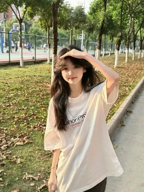 Mỹ nhân quyến rũ nhờ ánh sáng tôn làn da mịn