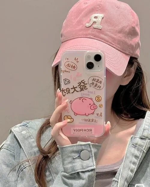 Ảnh gái xinh che nắng tạo ánh nắng nhẹ