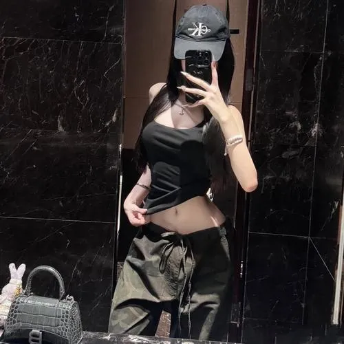 Hình ảnh gái xinh vóc dáng cuốn hút rất cân xứng