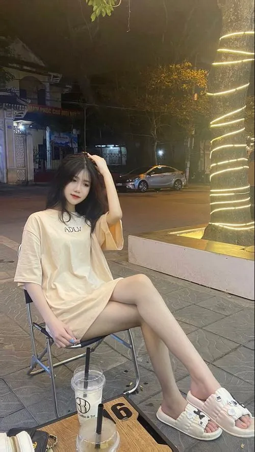 Khoảnh khắc gương mặt không filter mang nét đẹp thật rất gần gũi