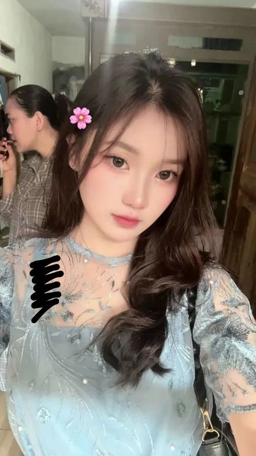 Ảnh gái xinh giống thật khi nét mộc mới là điểm cộng