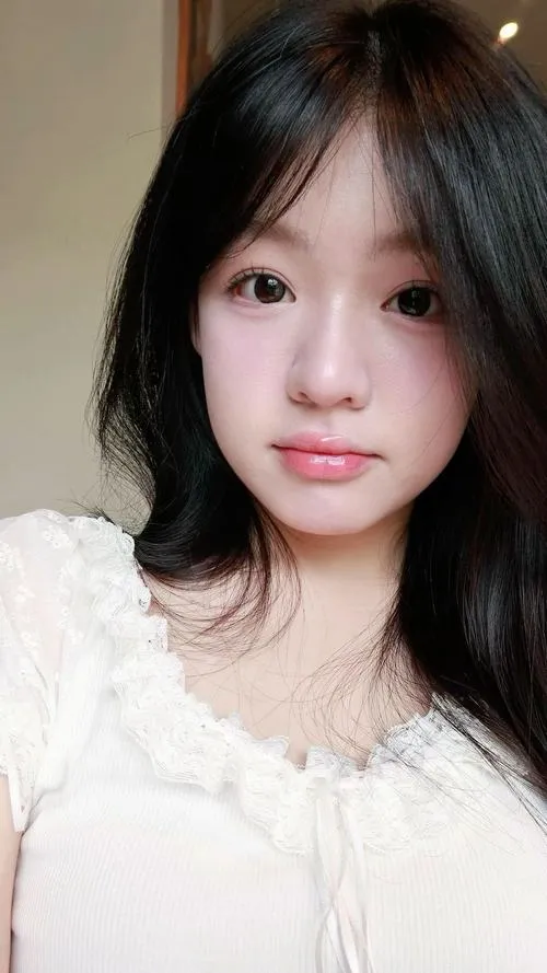 Không sống ảo vẫn xinh với những bức ảnh gái xinh giống thật